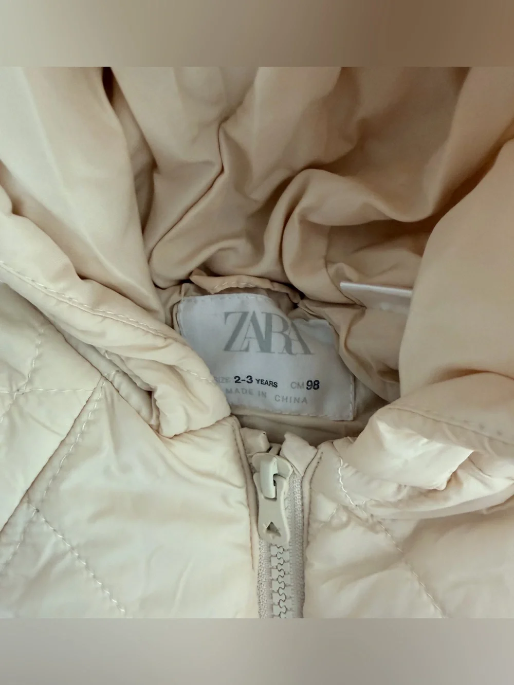 Zara Kids Colorblock Quilted Hooded Jacket in Cream and Blue
